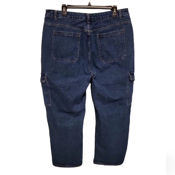 Shein Curve "Plus Size" Jeans (Size 2XL) - Picture 3 of 8